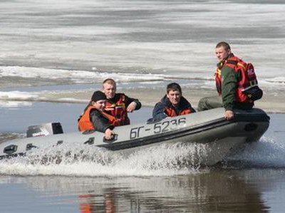 Шесть жителей села Нутепельмен пропали в Чукотском море