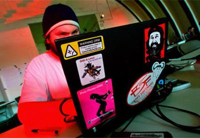 Группа хакеров из Восточной Европы украли личные данные полумиллиона кредит ...