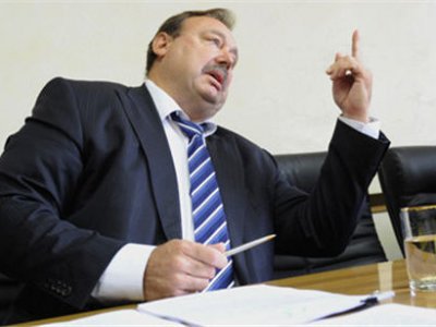 Гудков предложил комиссии Госдумы проверить факты, изложенные в материалах СК о его бизнесе