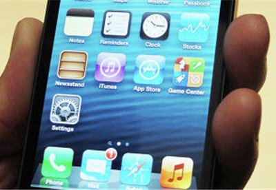 Хакер Грант Пол взломал пятый айфон (iPhone 5)