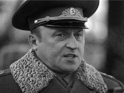 Экс-министр обороны Павел Грачев 23 сентября скончался в военном госпитале  ...
