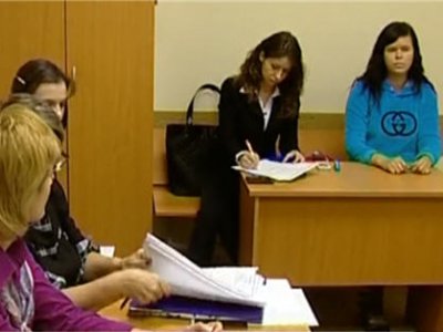 В Екатеринбурге мама маленького мальчика вызывает врачей в суд