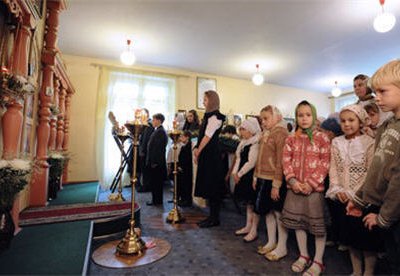 Российских школьников не будут заставлять молиться