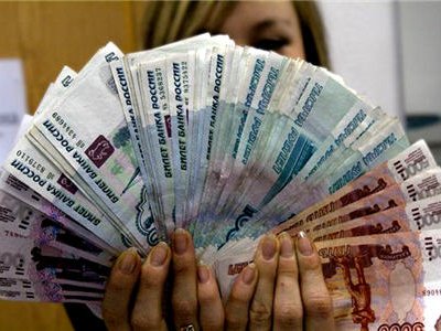87-летняя женщина — жительница Бугуруслана отдала мошенникам 407 тысяч рубл ...