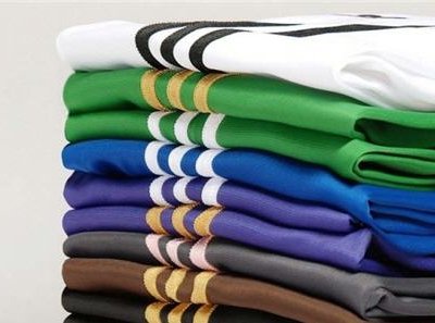 Контрафактные спортивные брюки с логотипом «Адидас» изъяты