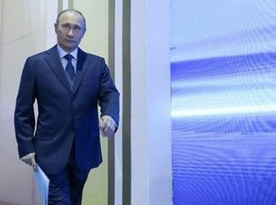 «Безобразием» назвал Владимир Путин повышение тарифов ЖКХ