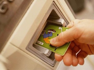 В Новотроицке раскрыта кража денег с кредитной банковской карты