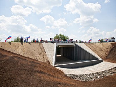 В поселке Красноглинный Новосергиевского района состоялось открытие моста