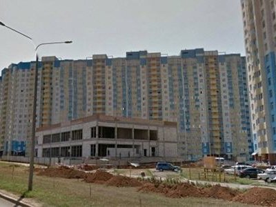 В Оренбурге 38-летний мужчина выпрыгнул с балкона жилого дома
