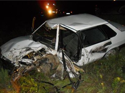 На трассе «Орск – Домбаровка – Светлый» столкнулись два автомобилями «ВАЗ-21099»